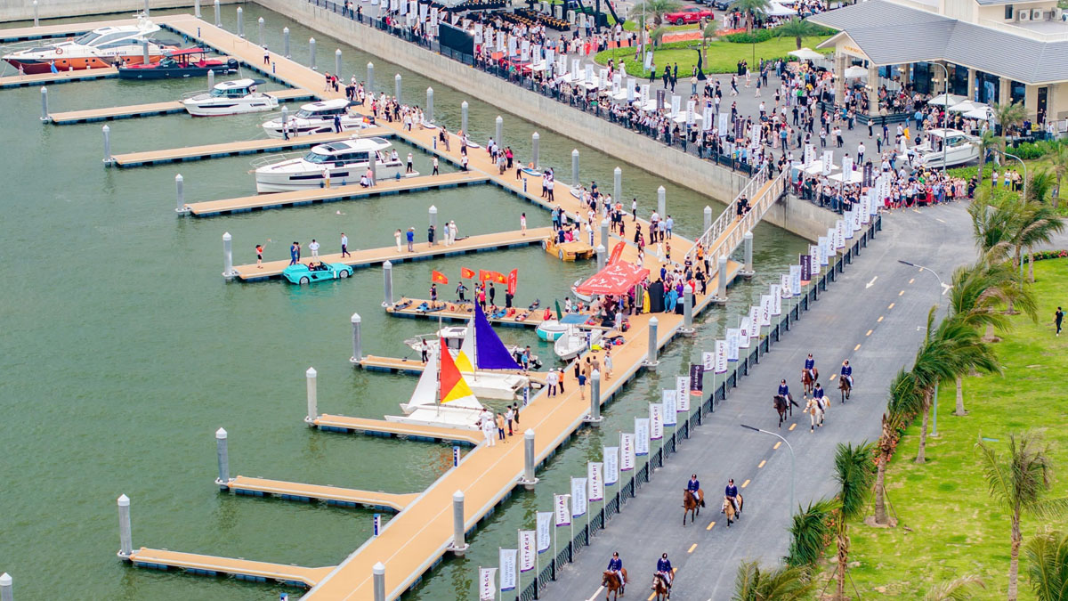 Bến du thuyền Royal Marina - ảnh 2